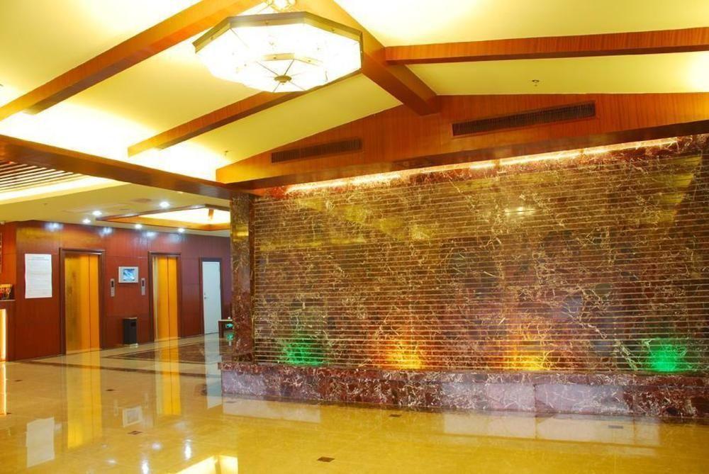 Vienna Hotel Guangzhou Shaheding Metro Station Kültér fotó